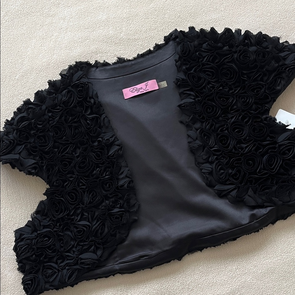Eliza J Chiffon Rosette Black Satin Bridal Bolero Shrug Jacket Large NWT $139